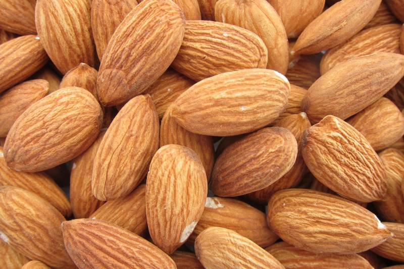 Whole Raw Almonds